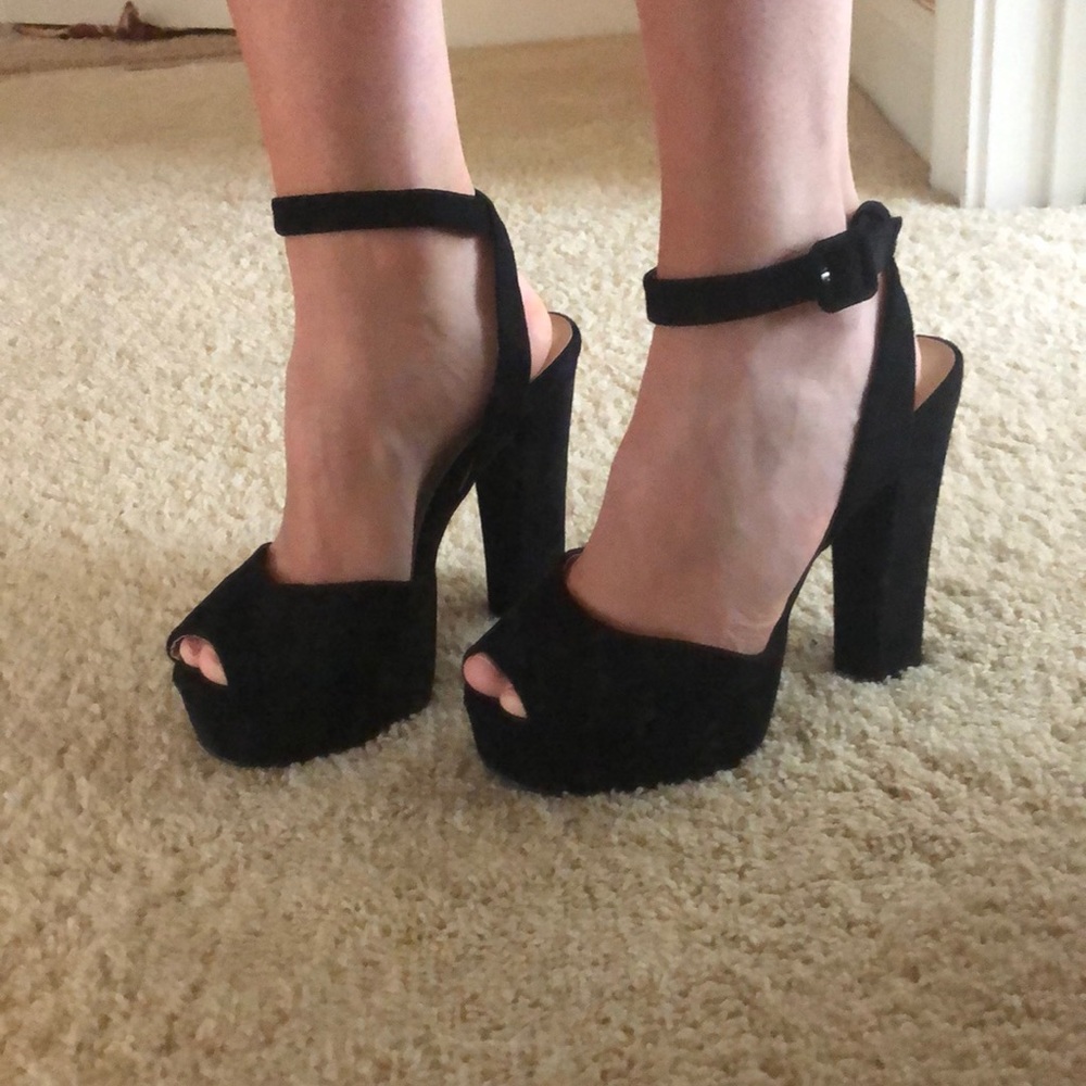Pretty Little Thing Platform Heel